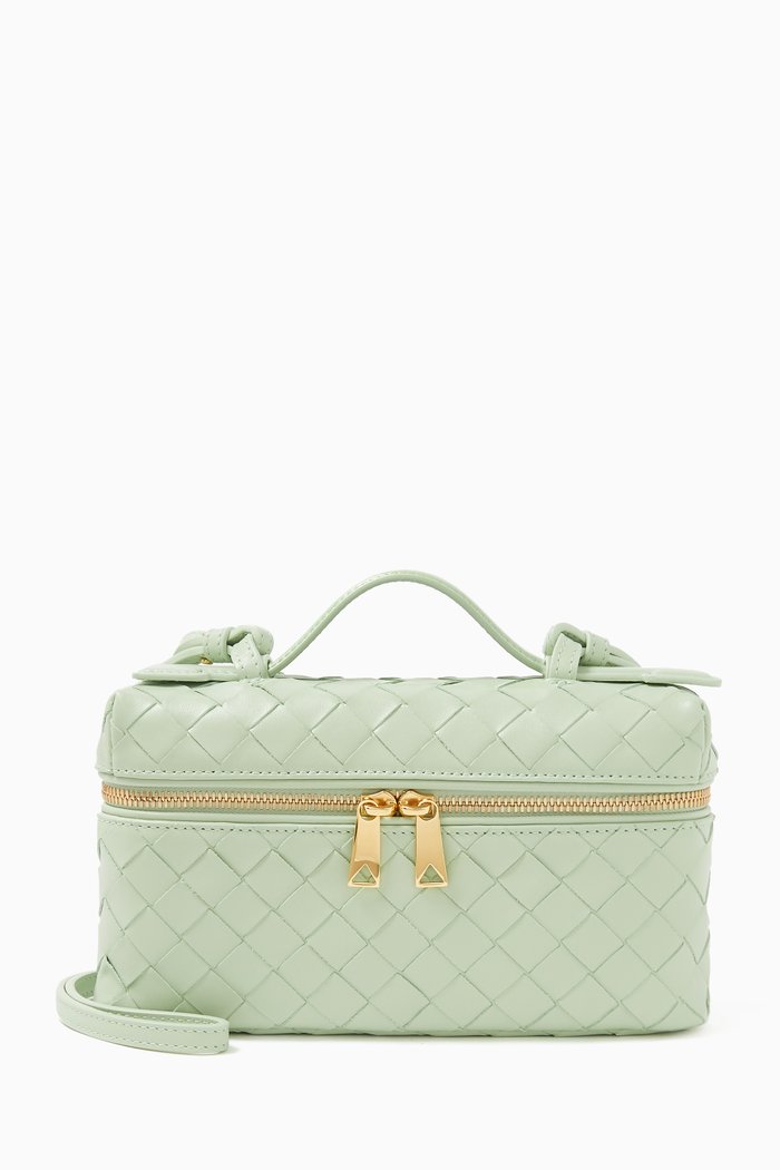 

Vanity Case On Strap in Intrecciato Leather, Green