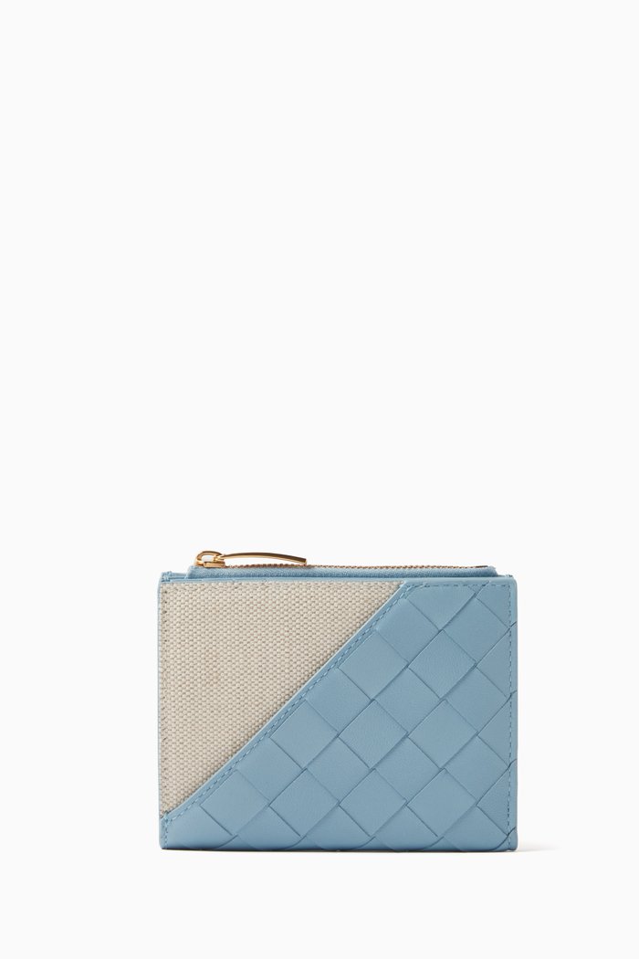 

Small Diagonal Bi-Fold Zip Wallet in Intreccio Leather, Blue