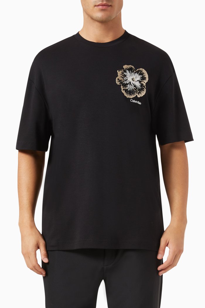

Embroidered Night Flower T-shirt in Cotton, Black