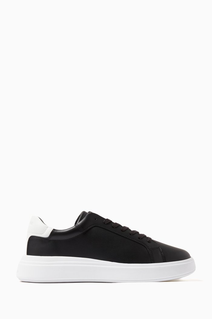 

Logo Low-top Sneakers in Leather, Black