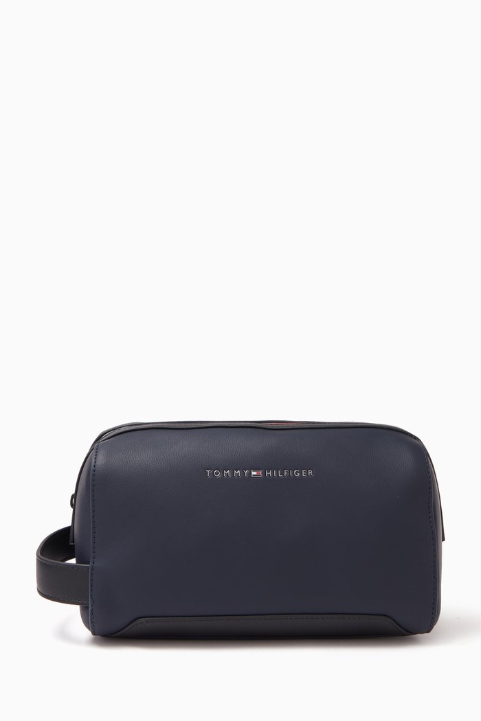 

Essential Contrast Trim Washbag in Faux-leather, Blue