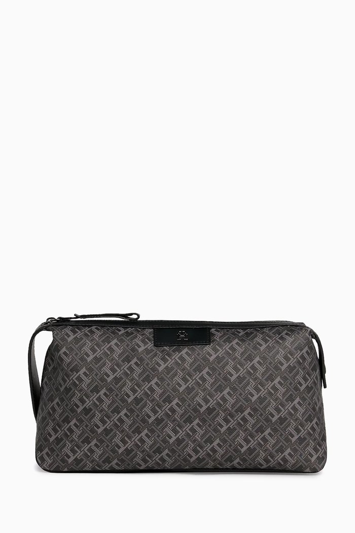 

Monogram Plaque Washbag, Black