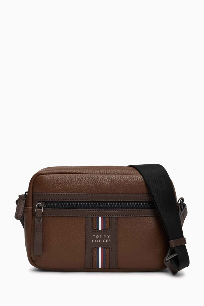 

Camera Bag in Leather, Brown