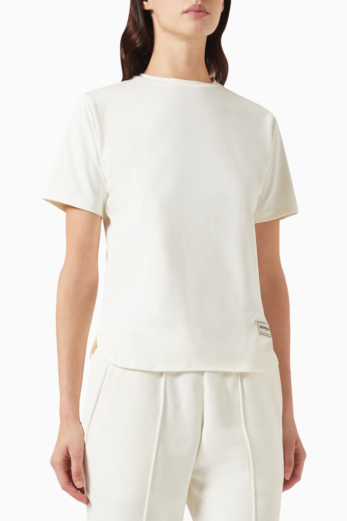 

Curved Hem T-shirt in Softskin100©, Neutral