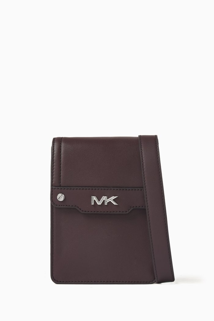 

Varick Smartphone Crossbody Bag in Leather, Red