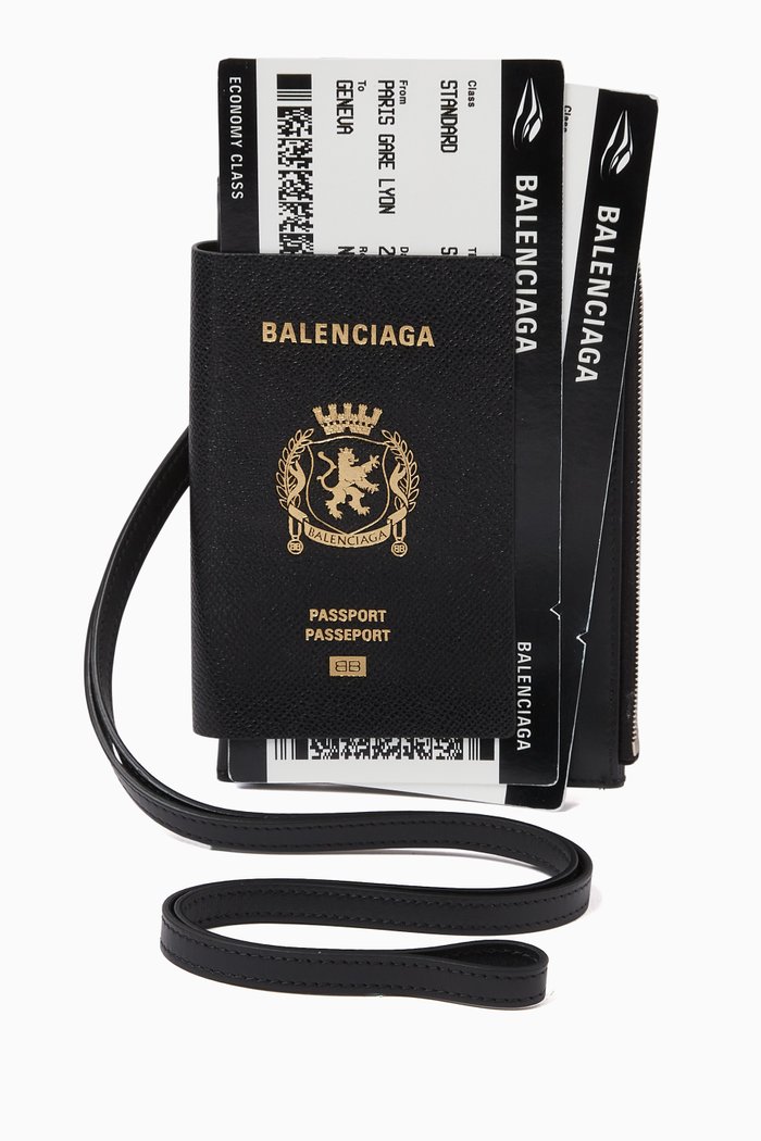 

Logo-print Passport Phone Holder in Calfskin, Black