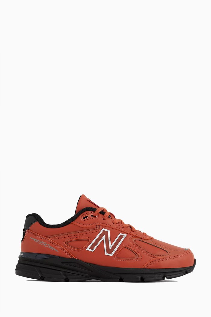 

Made in USA 990v4 Sneakers in Leather, Brown