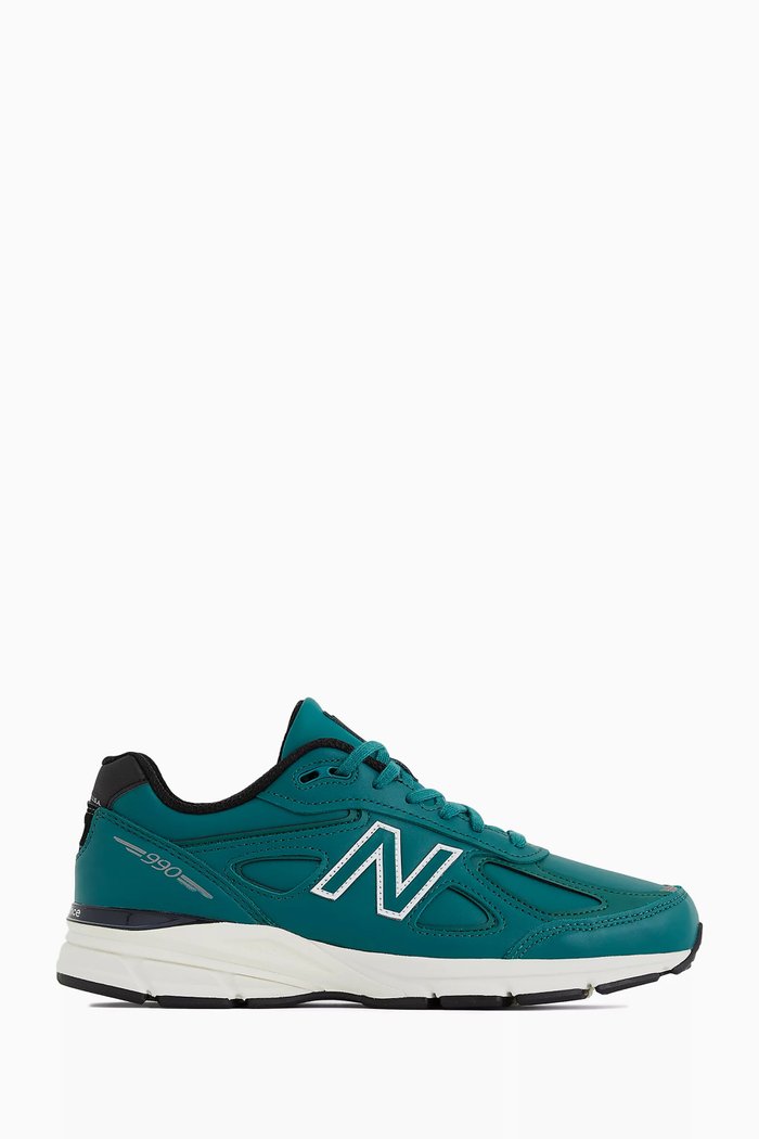 

Made in USA 990v4 Sneakers in Leather, Blue