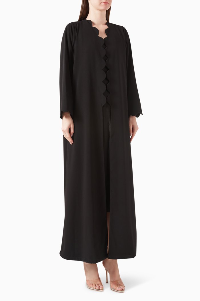

Curved-trim Abaya in Twill, Black