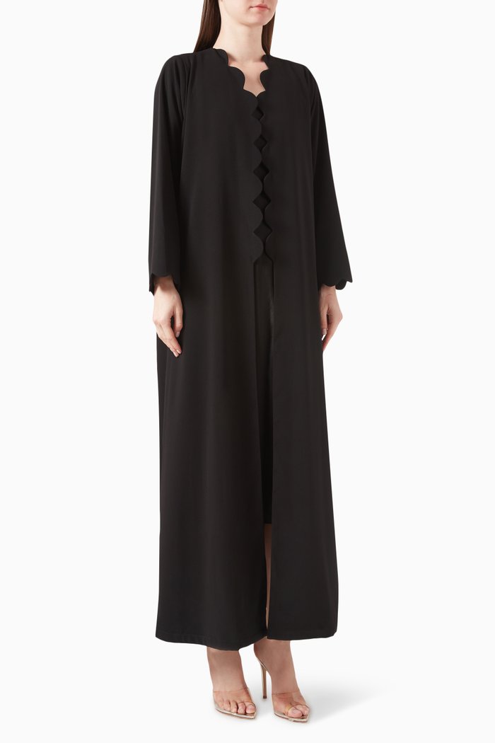 

Curved-trim Abaya in Polycrepe, Black