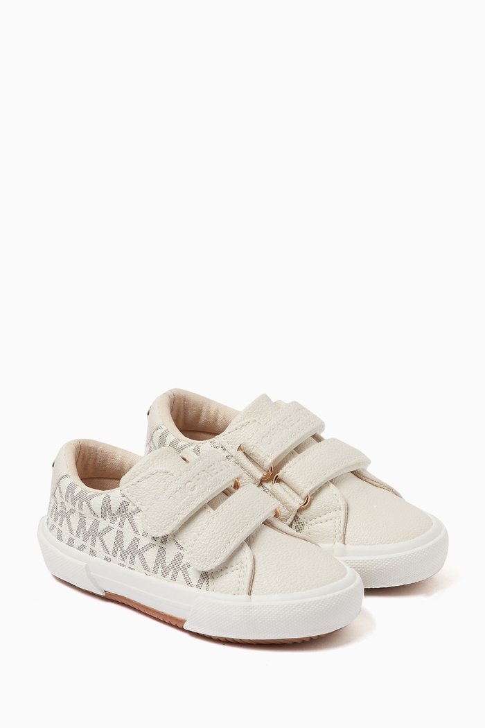 

Izetta Regent Sneakers in Faux Leather, White