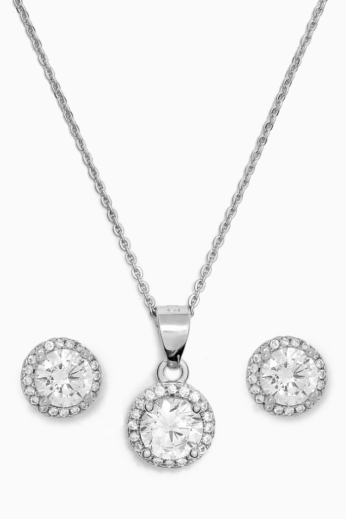 

Lia Pendant Necklace & Stud Earrings Set in Sterling Silver