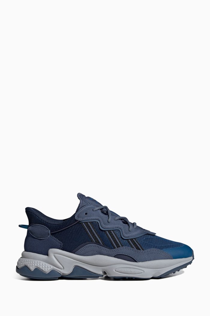 

Ozweego Low-top Sneakers in Mesh, Blue