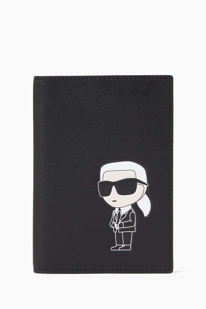 

K/Ikonik Passport Case in Leather, Black