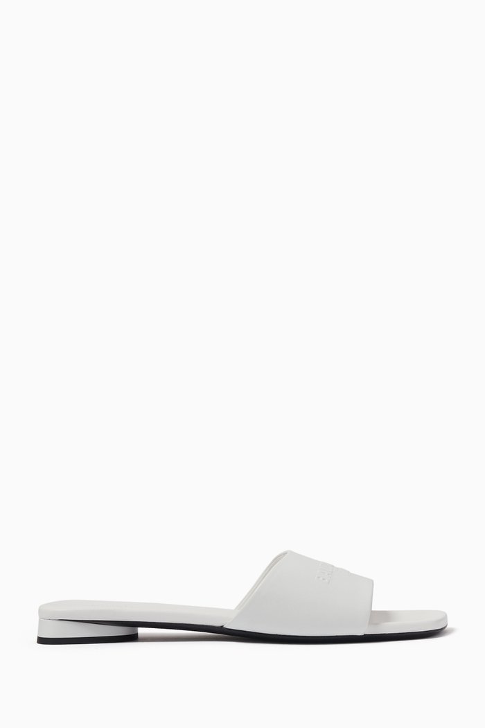 

Duty Free Flat Sandals in Shiny Lambskin, White