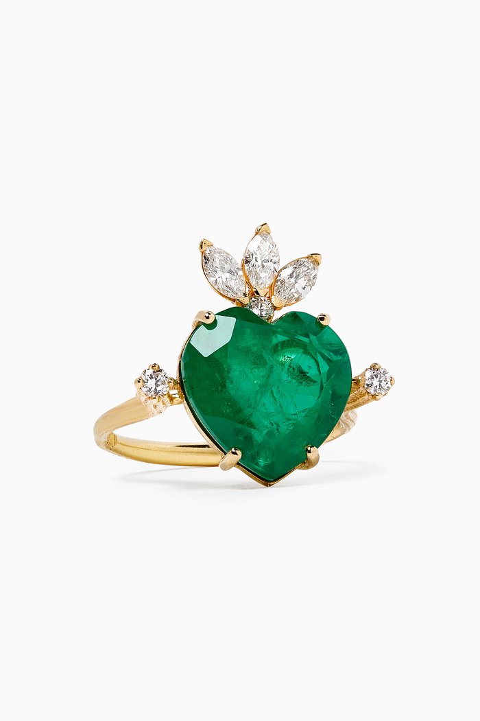 

Heart-cut Emerald & Diamond Ring in 18kt Gold