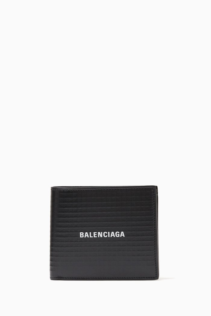 

Cash Square Folded Wallet in Calfskin, Black