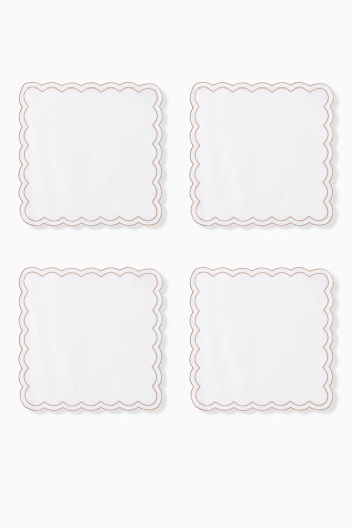 

Double Scallop Napkin in Linen, Set of 4, White