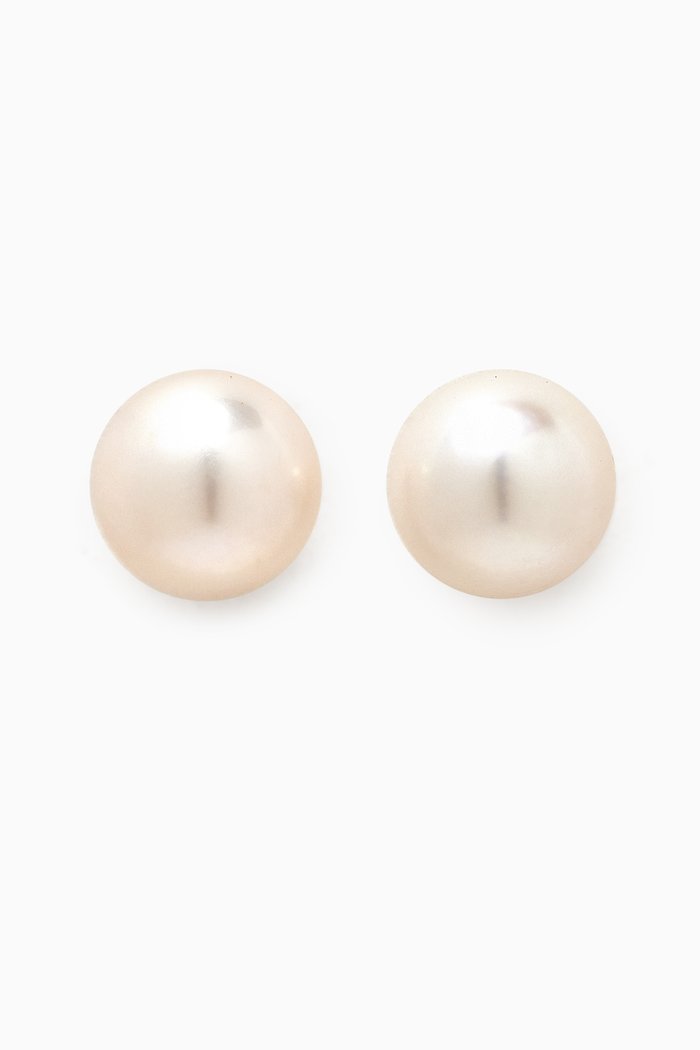 

Kiku Pearl Stud Earrings in 18kt Gold, White