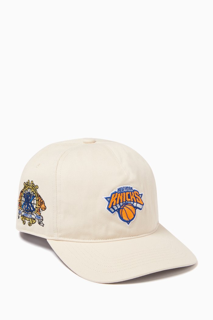 

x 47 New York Knicks Hitch Snapback Cap in Cotton Twill, Neutral