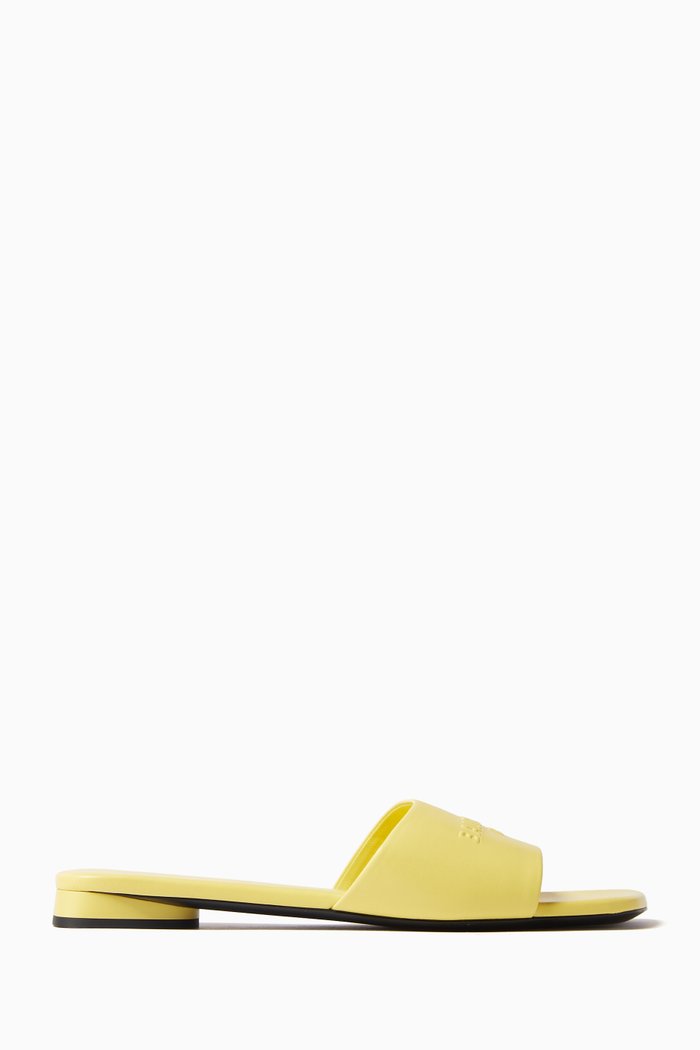 

Duty Free Flat Sandals in Shiny Leather, Yellow