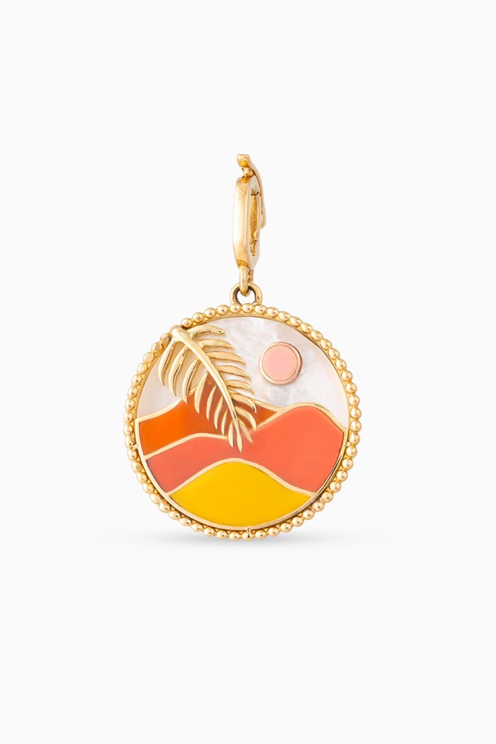 

Prophet Land Amulet Pendant in 18kt Gold, Yellow