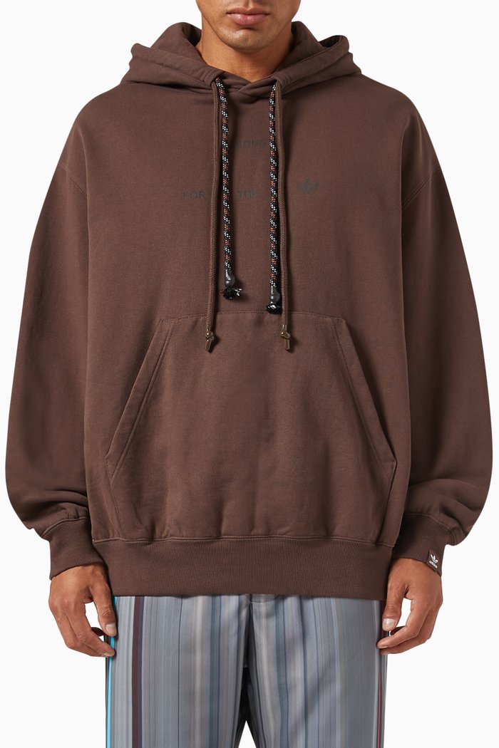 

x SFTM Hoodie in Cotton, Brown