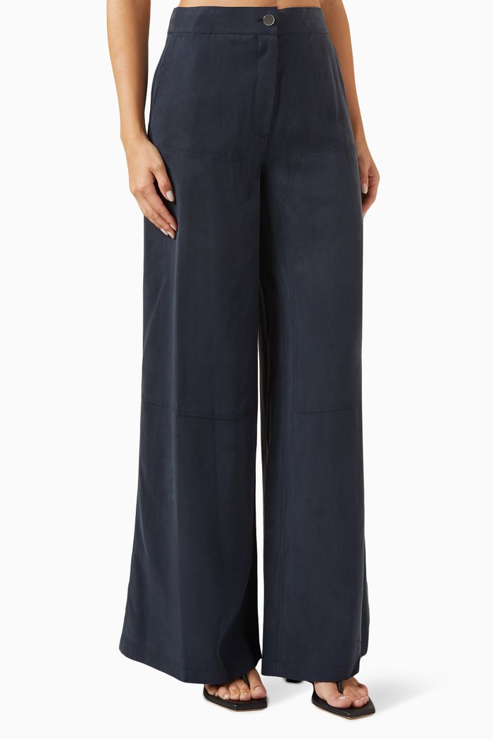 

Wide-leg Carpenter Pants in Fluid Twill, Blue