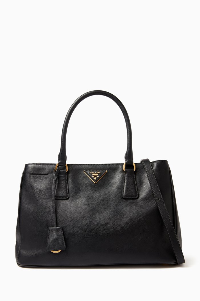 

Zip Galleria Tote Bag in Saffiano Leather, Black