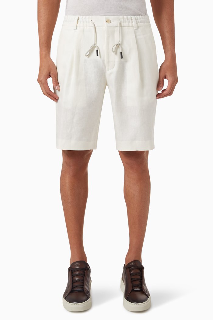 

Pleated Drawcord Shorts in Linen, White