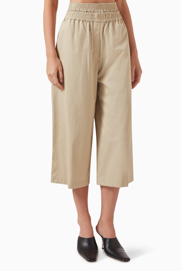 

Double-waistband Cropped pants in Cotton-silk, Neutral