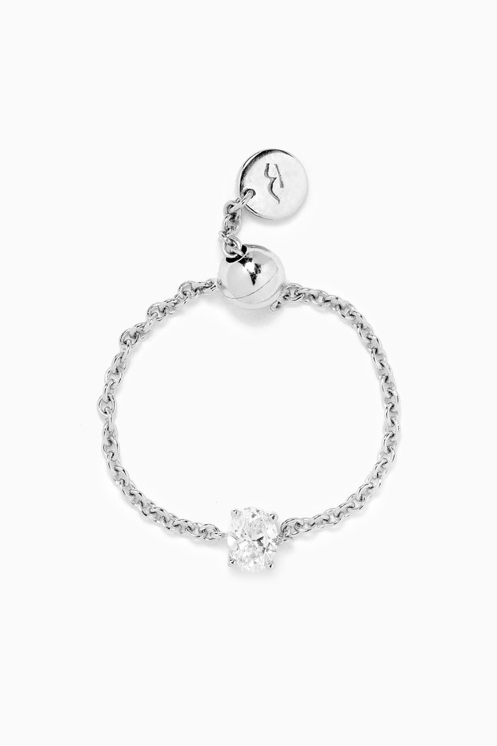 

Like a Diamond Oval Chain Ring in 18kt White Gold