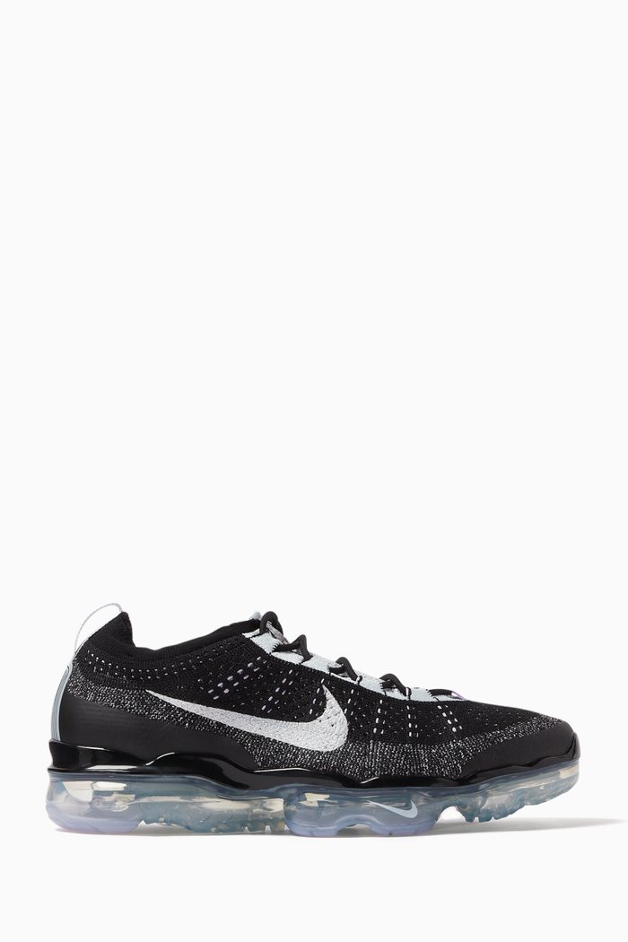 Air VaporMax 2023 Sneakers in Flyknit, Black
