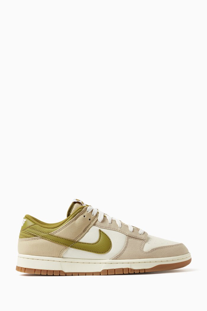 

Dunk Low Sneakers in Canvas, Neutral