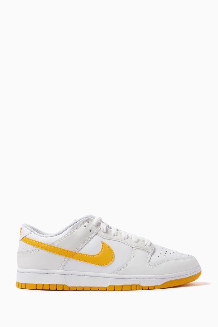 

Dunk Low Retro Sneakers in Leather, White