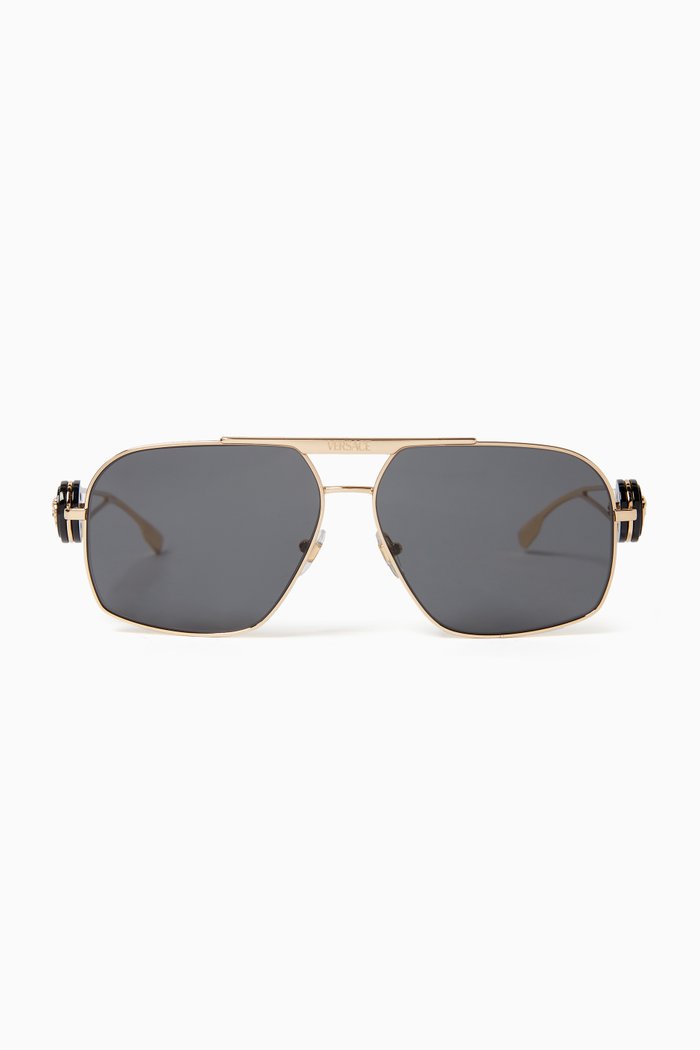

Pilot Sunglasses in Metal, Gold