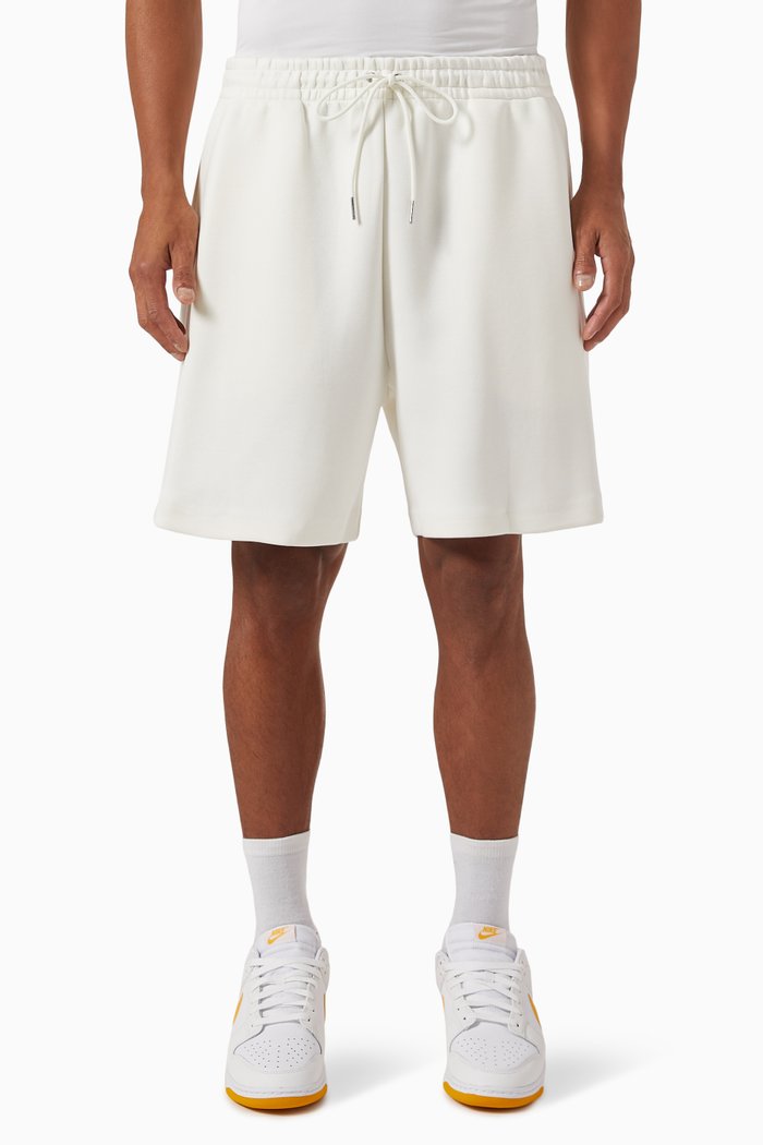 

Shorts in Tech Fleece Re-imagined, Neutral