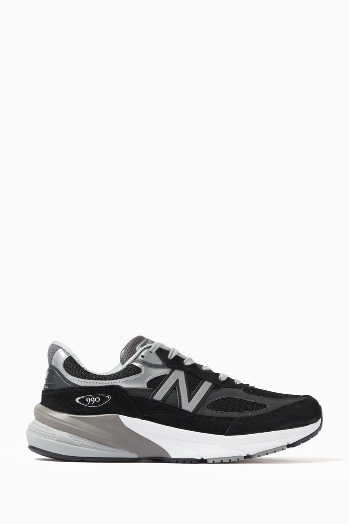 

Made in USA 990v6 Sneakers in Suede, Black