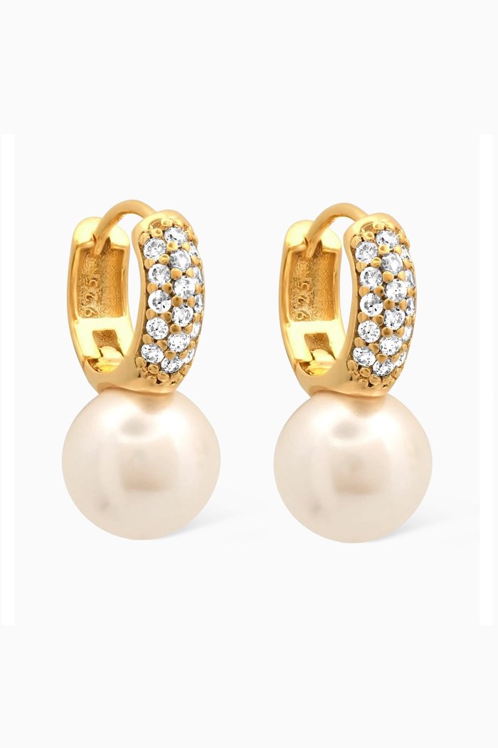 

Swarovski Pearl Huggie Earrings in Gold Vermeil, White