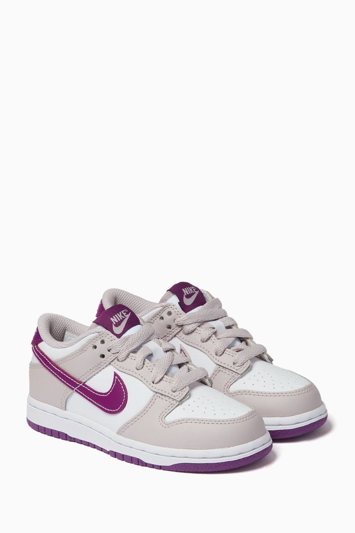 

Dunk Low Sneakers in Leather, White