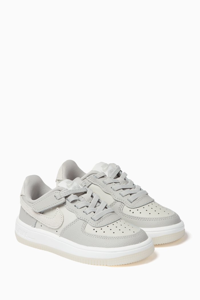 

Force 1 Low LV8 EasyOn Sneakers in Leather, Neutral