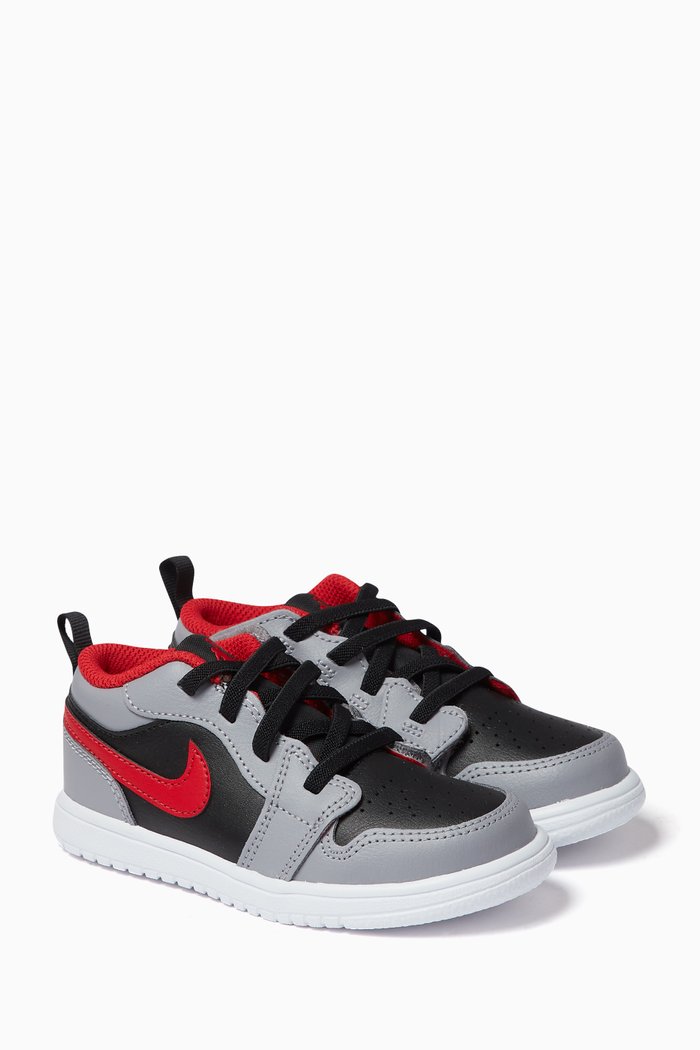 

Jordan 1 Low Alt Sneakers in Leather, Black