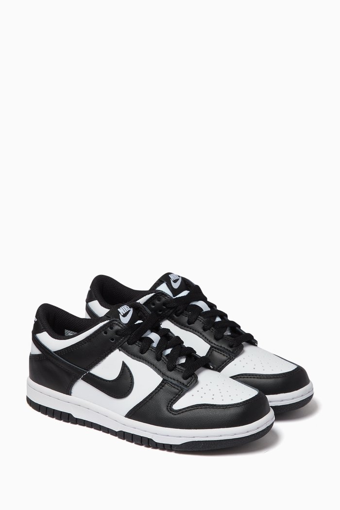

Dunk Low Sneakers in Leather, White