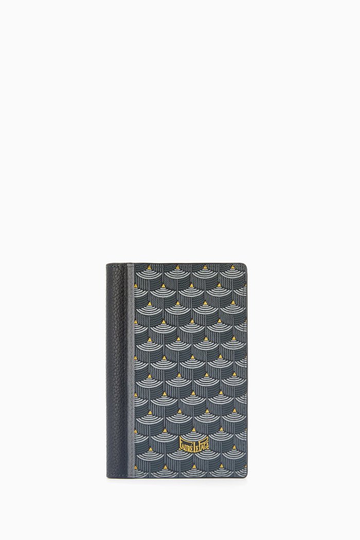 

Etendard Passport Cover in Scale Canvas, Grey