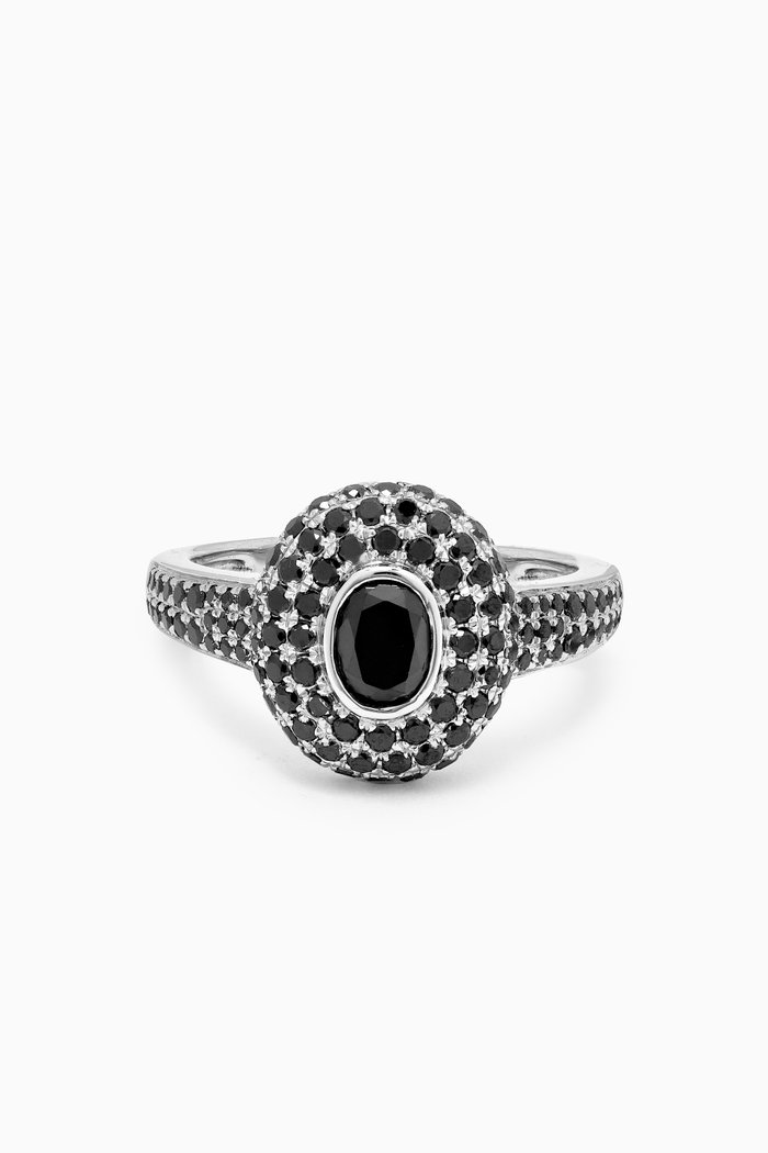 

Oval Sapphire Pinky Ring in 18kt White Gold, Black