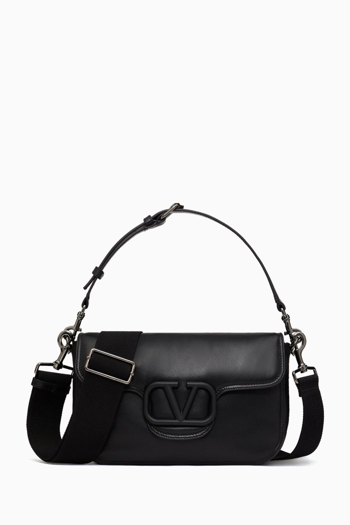 Valentino Garavani Shoulder Bag in Leather, Black