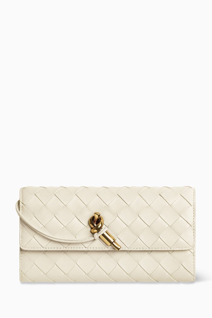 

Andiamo Large Flap Wallet in Intrecciato Nappa Leather, White