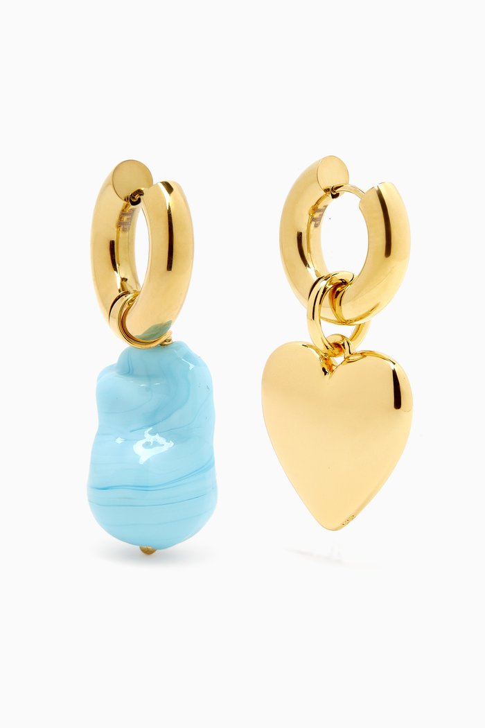 

Heart & Acrylic Charm Huggie Earrings in 14kt Gold-plated Brass, Blue