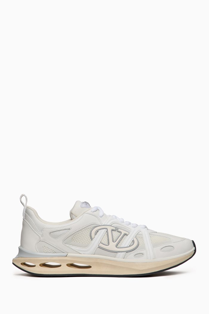 

Valentino Garavani Vlogo Easyjog Sneakers in Leather & Fabric, White