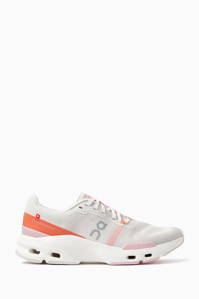 Cloudpulse Low-top Sneakers in Mesh, White